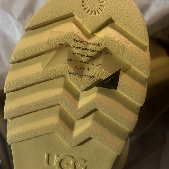 UGG Platform Maxi slides 7 - Picture 10 of 11